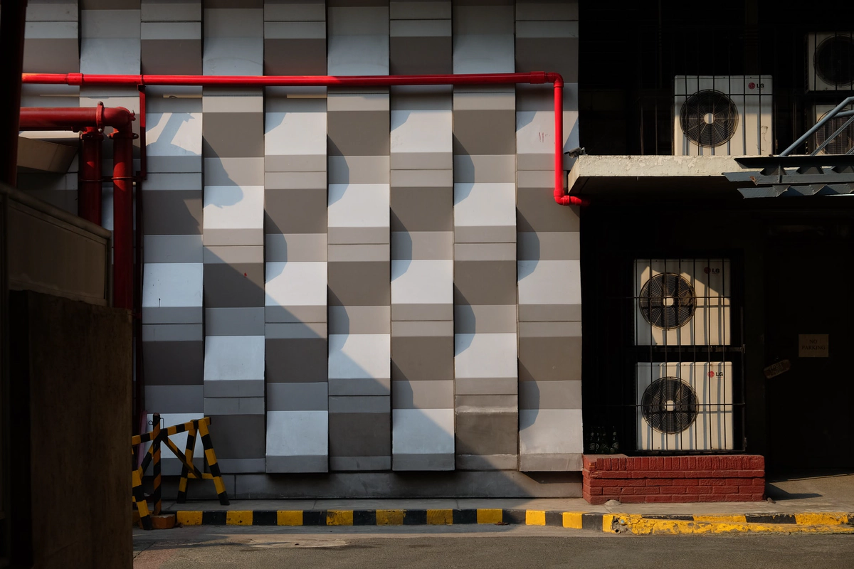 A Hand-wavy Proof for the Infinitude of Prime Numbers